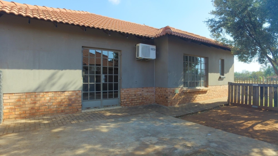 3 Bedroom Property for Sale in Hexrivier Lifestyle Estate North West